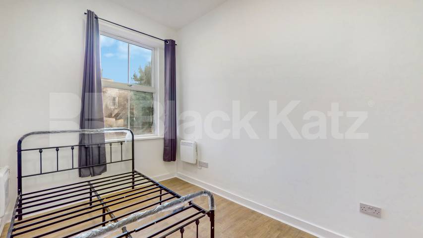 Newly refurbished large 3 bedroom property close to Caledonian Rd station Camden Road, Holloway / Caledonian Road